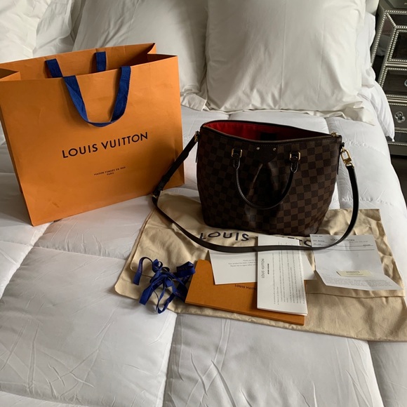 Authentic Louis Vuitton Siena MM! Beautiful! - Picture 10 of 16